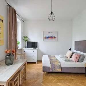 https://chic-apartment-old-town-cel2.warsawhotelspoland.com
